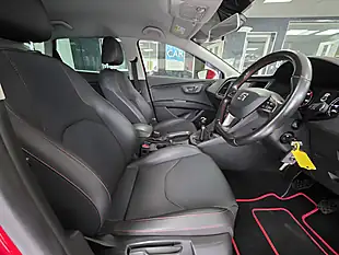 Used 2016 SEAT Leon Fr Red - Interior and Exterior details 16