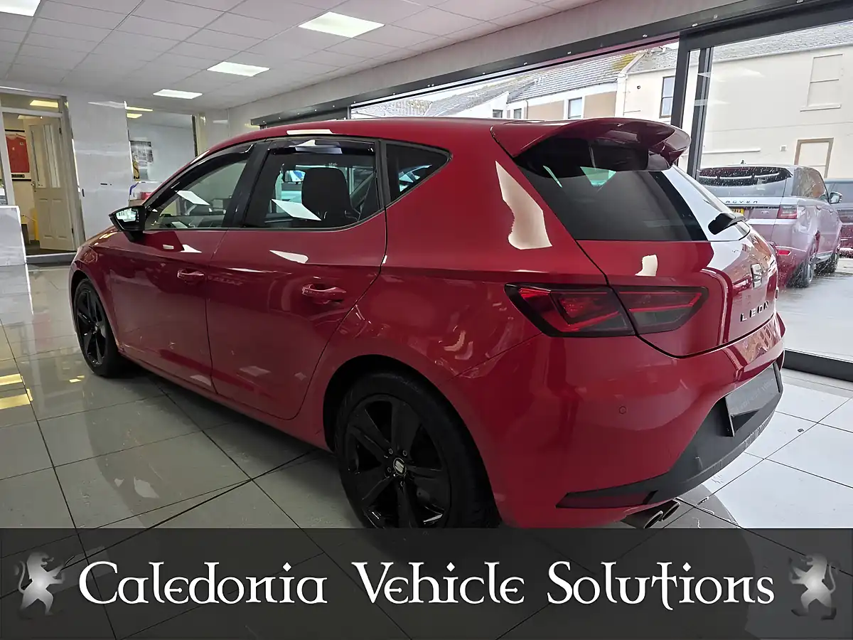 Used 2016 SEAT Leon Fr Red - Interior and Exterior details 4
