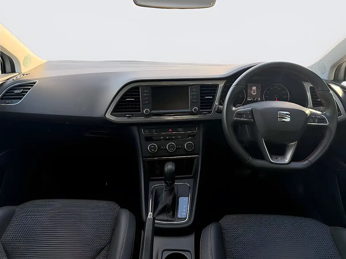 Used 2016 SEAT Leon Fr Silver - Interior and Exterior details 11
