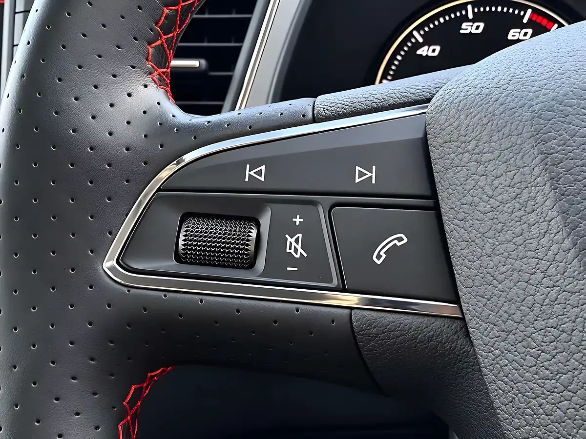 Used 2016 SEAT Leon Fr Silver - Interior and Exterior details 14