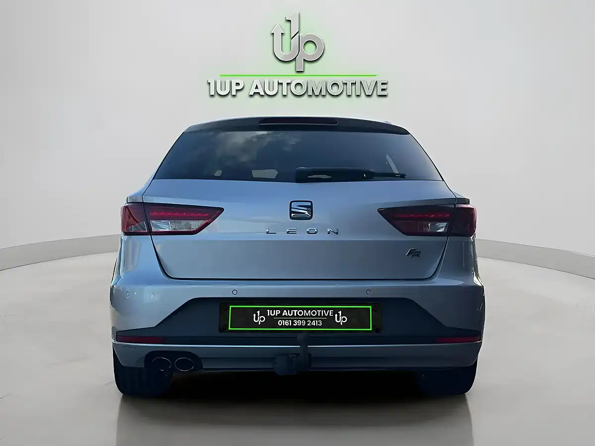 Used 2016 SEAT Leon Fr Silver - Interior and Exterior details 3