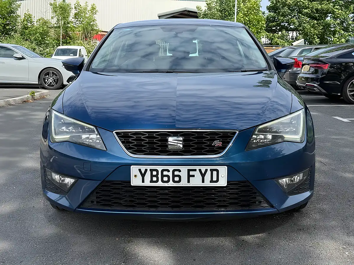 Used 2016 SEAT Leon Fr Sport Blue - Interior and Exterior details 3