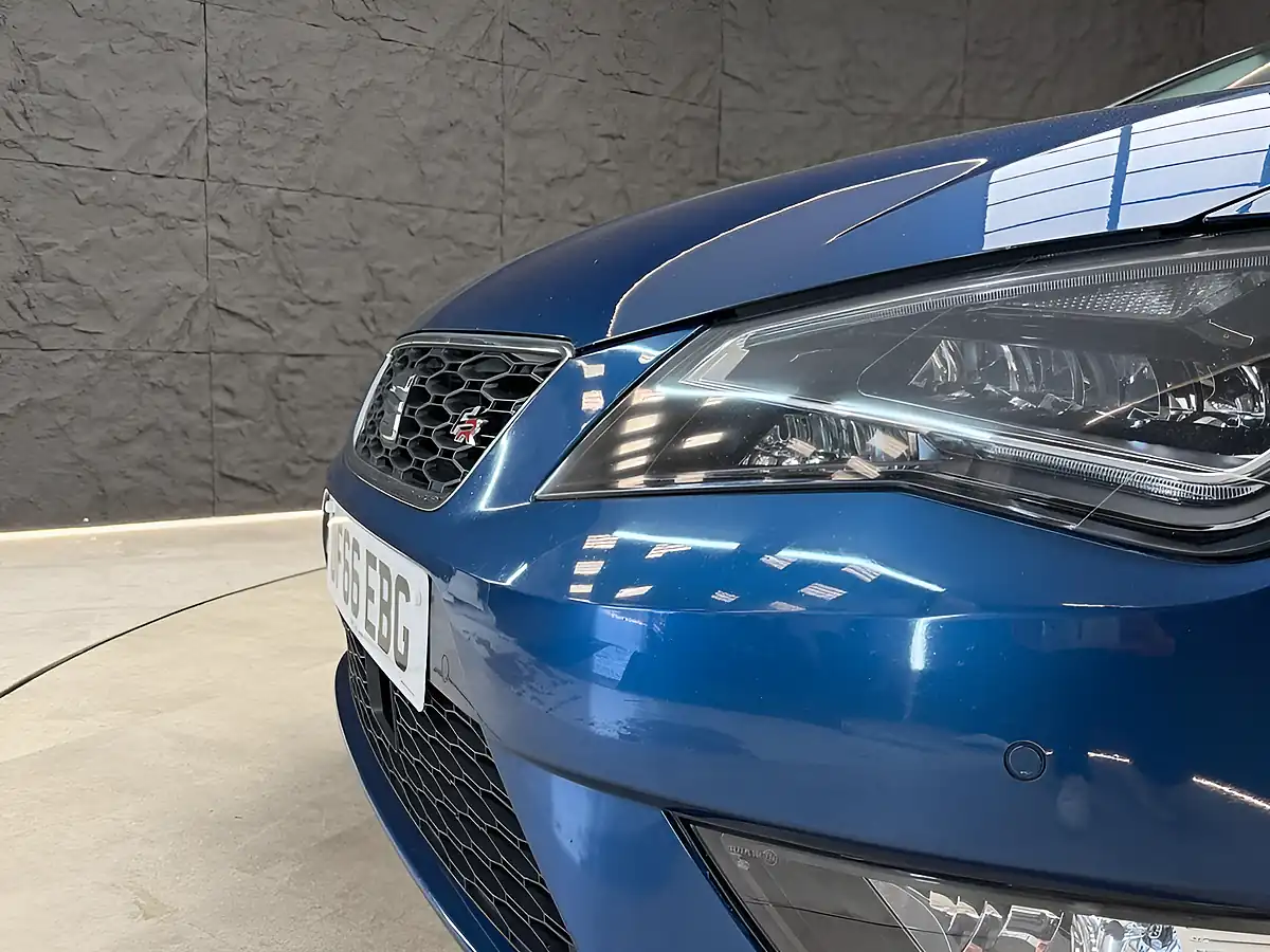 Used 2016 SEAT Leon Fr Sport Tourer Mediterranean Blue - Interior and Exterior details 17
