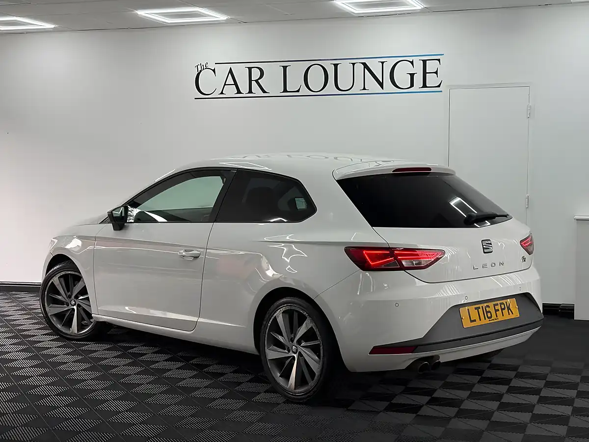 Used 2016 SEAT Leon Fr Sport White - Interior and Exterior details 4