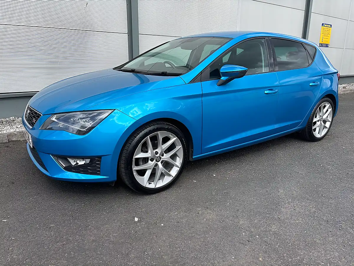 Used 2016 SEAT Leon Fr Technology Blue - Interior and Exterior details 7
