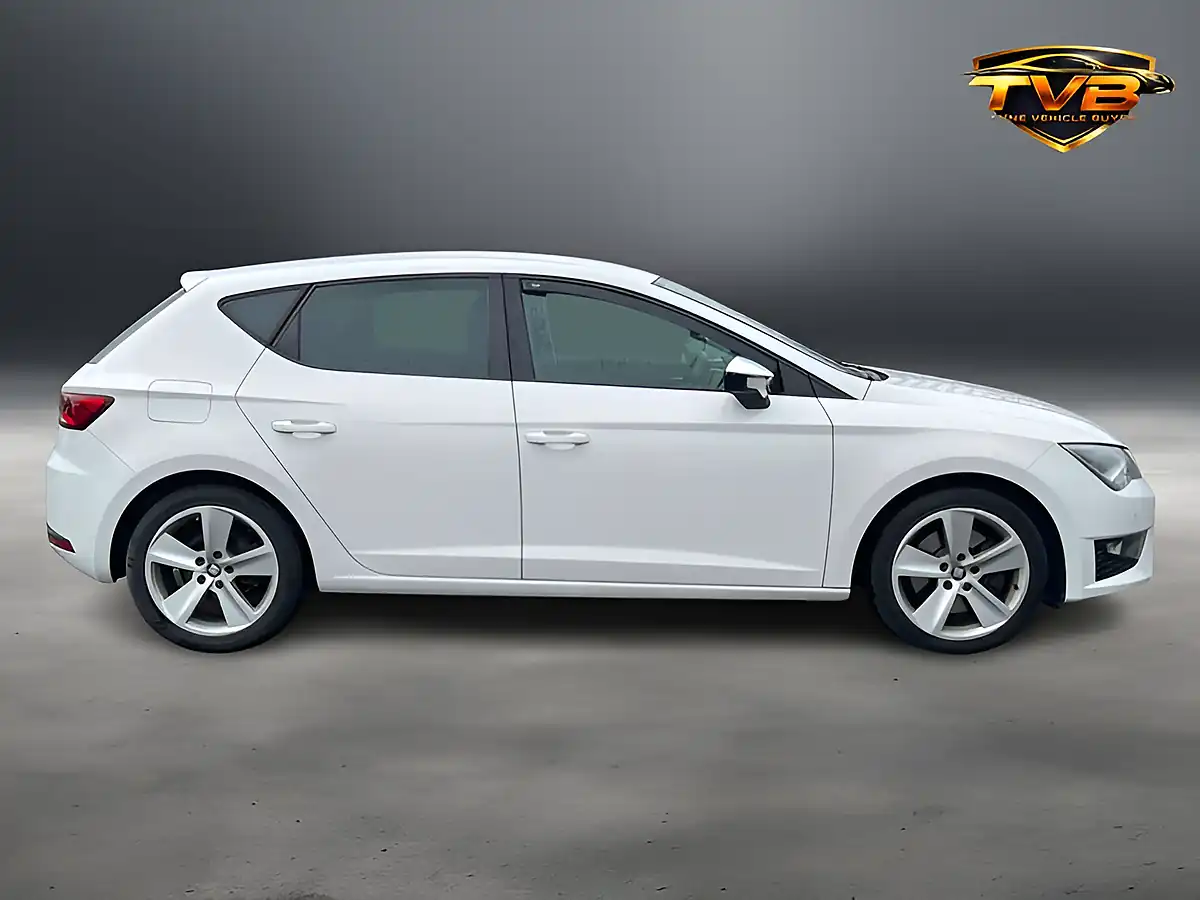 Used 2016 SEAT Leon Fr Technology White - Interior and Exterior details 2