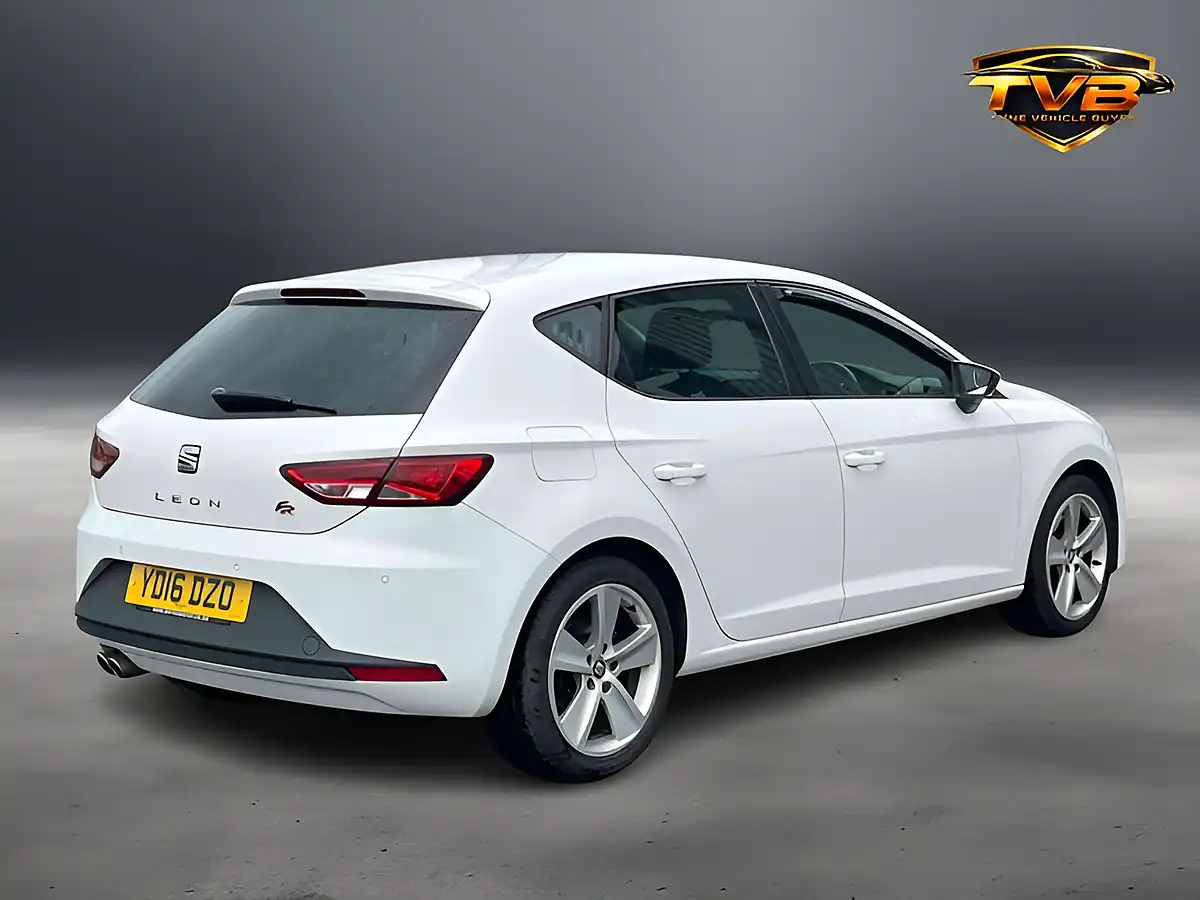 Used 2016 SEAT Leon Fr Technology White - Interior and Exterior details 3