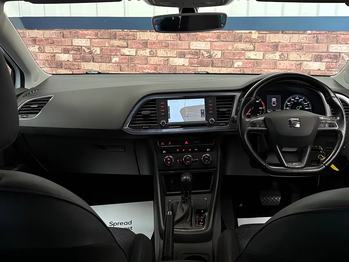 Used 2016 SEAT Leon Fr Titanium White - Interior and Exterior details 18