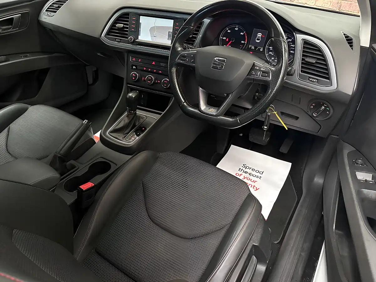 Used 2016 SEAT Leon Fr Titanium White - Interior and Exterior details 5