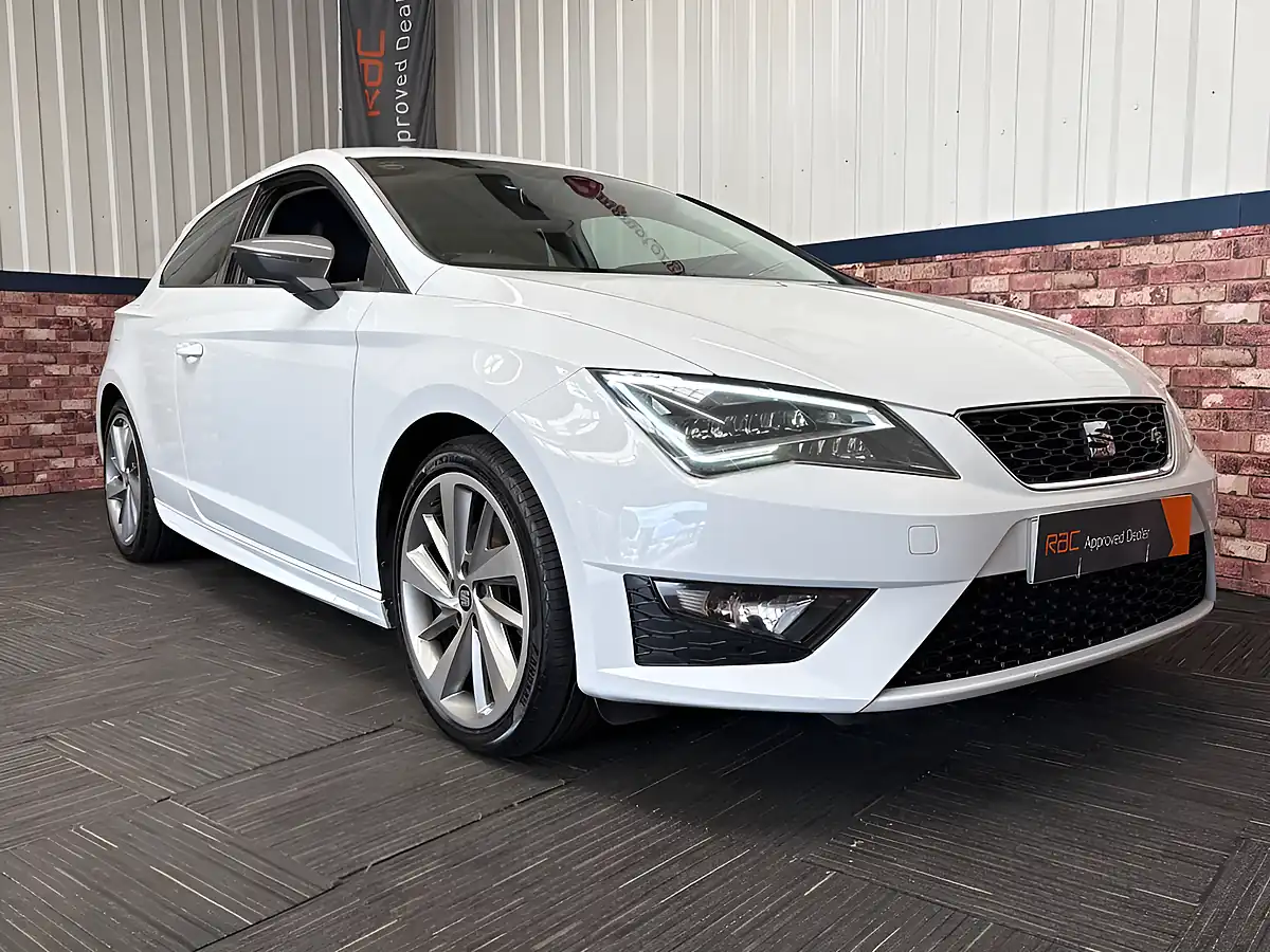 Used 2016 SEAT Leon Fr Titanium White - Interior and Exterior details 9