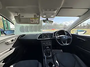 Used 2016 SEAT Leon Fr White - Interior and Exterior details 14