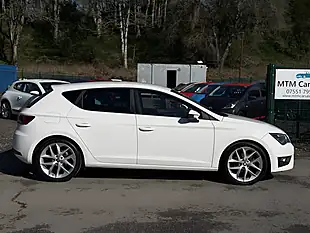 Used 2016 SEAT Leon Fr White - Interior and Exterior details 5