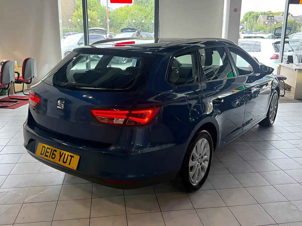 Used 2016 SEAT Leon Se Blue - Interior and Exterior details 10