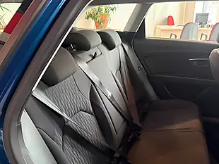 Used 2016 SEAT Leon Se Blue - Interior and Exterior details 11