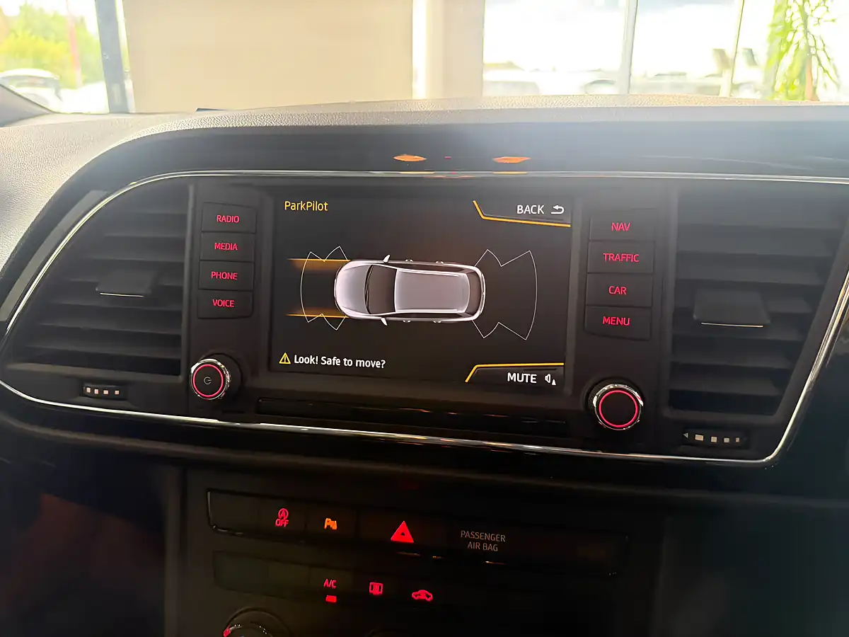 Used 2016 SEAT Leon Se Blue - Interior and Exterior details 18