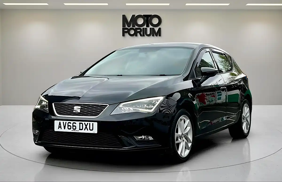 Used 2016 SEAT Leon Se Dynamic Technology Black - Interior and Exterior details 10