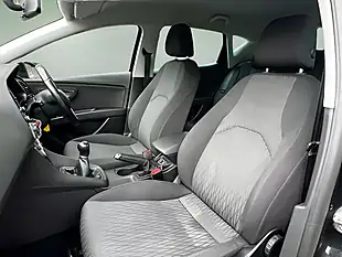 Used 2016 SEAT Leon Se Dynamic Technology Black - Interior and Exterior details 19