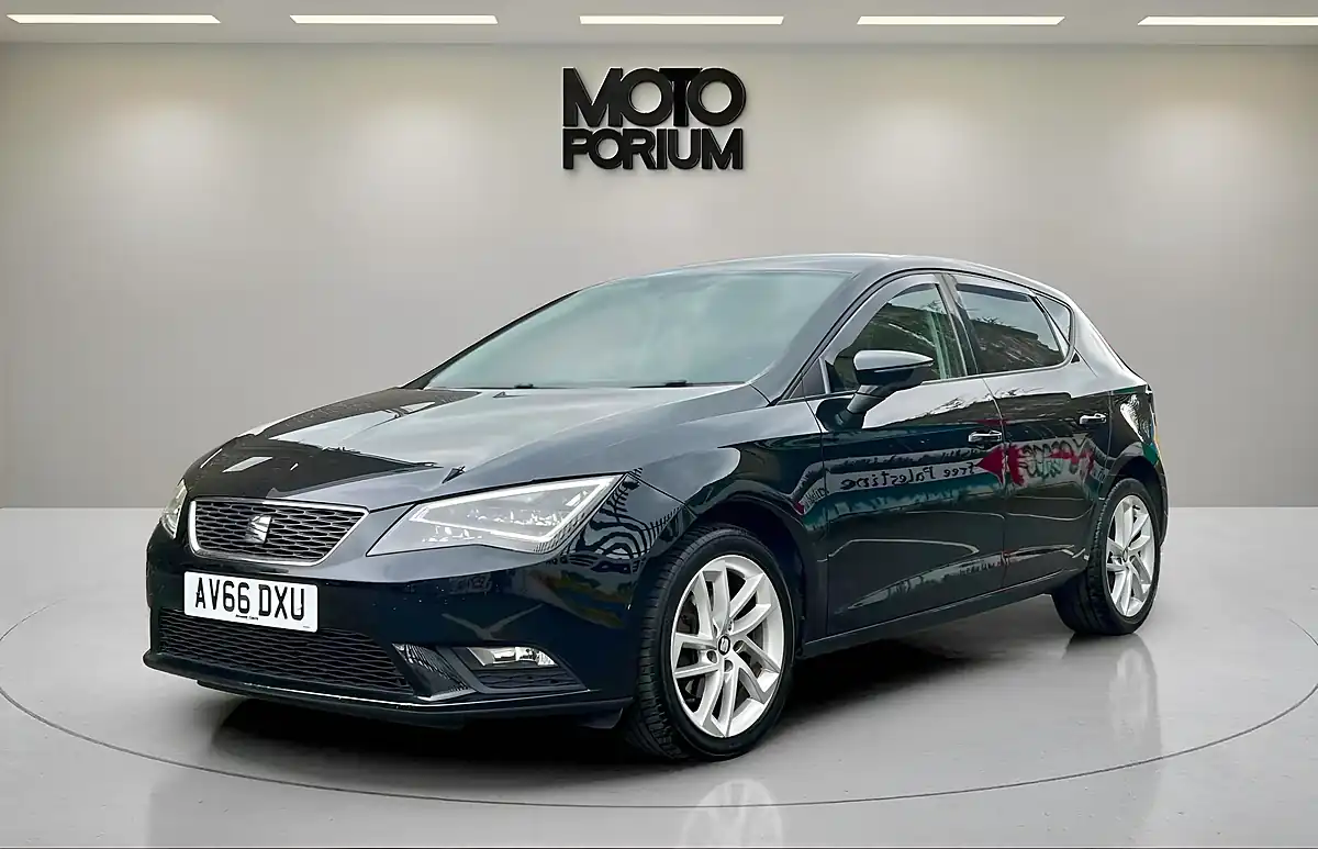 Used 2016 SEAT Leon Se Dynamic Technology Black - Interior and Exterior details 3