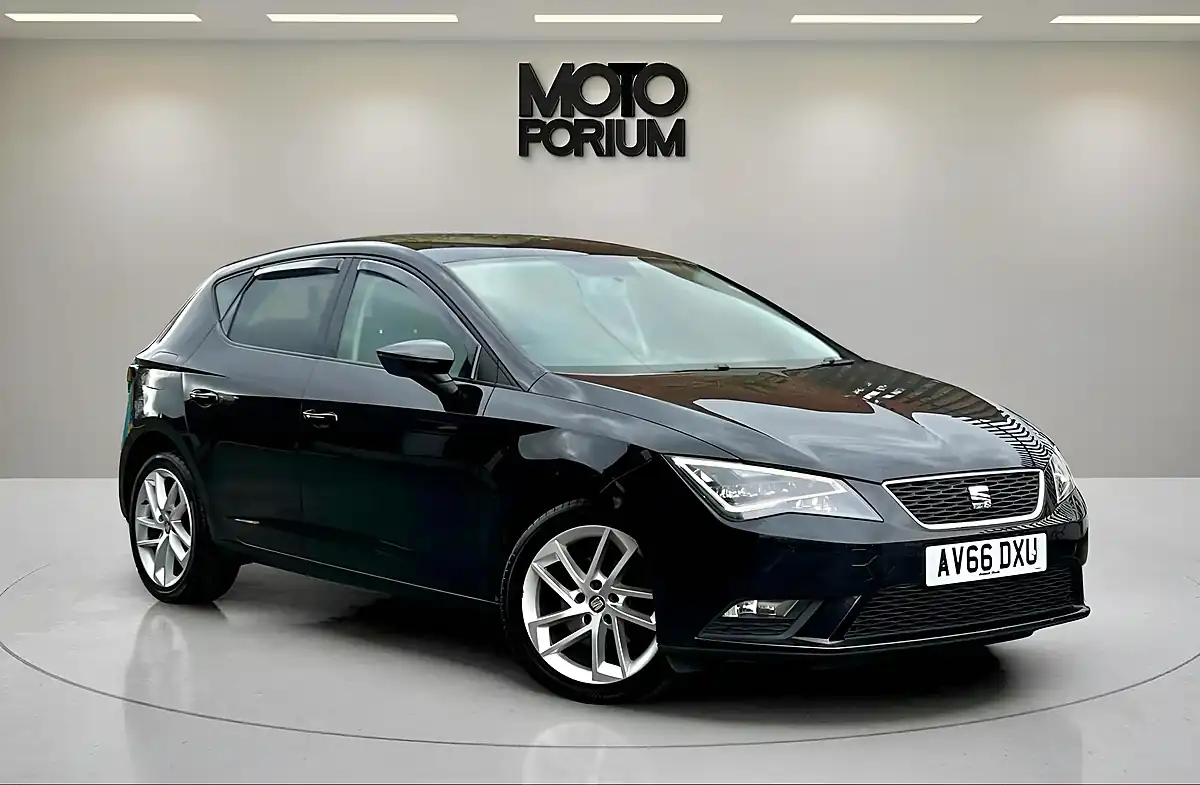 Used 2016 SEAT Leon Se Dynamic Technology Black - Interior and Exterior details 5