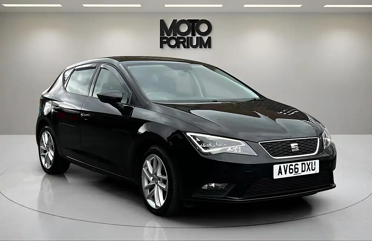 Used 2016 SEAT Leon Se Dynamic Technology Black - Interior and Exterior details 6