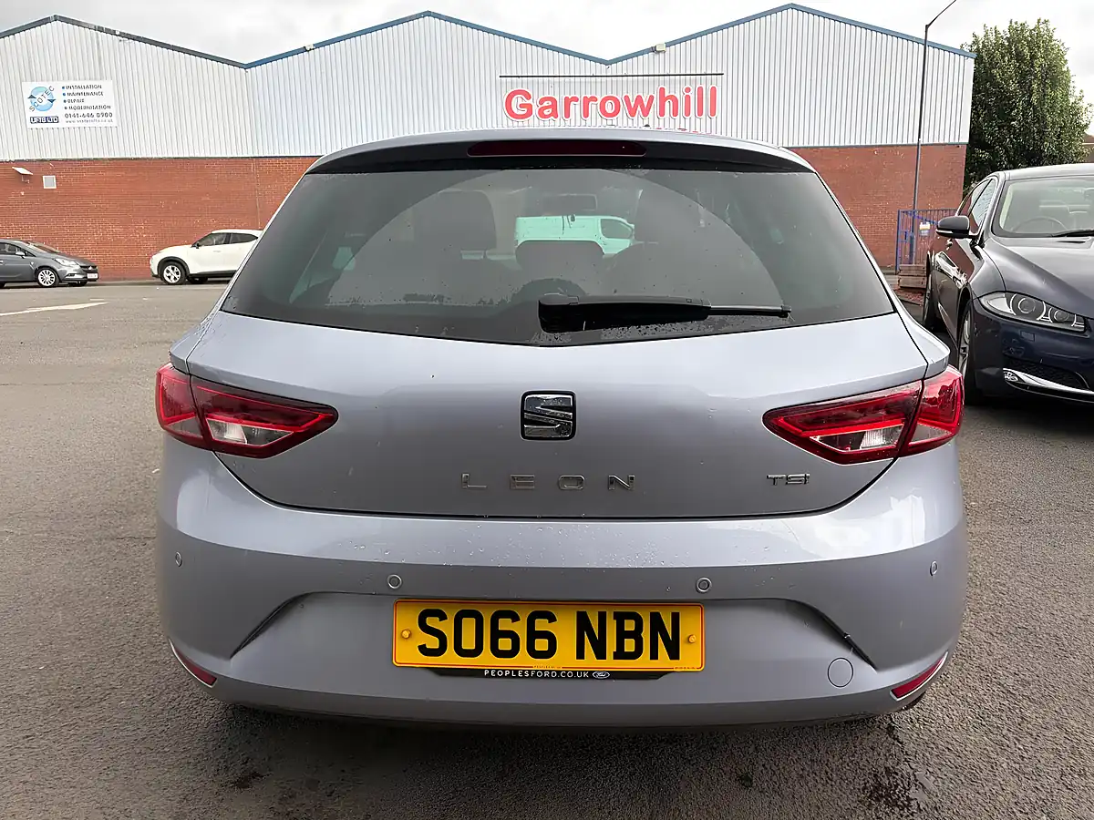 Used 2016 SEAT Leon Se Dynamic Technology Silver - Interior and Exterior details 6