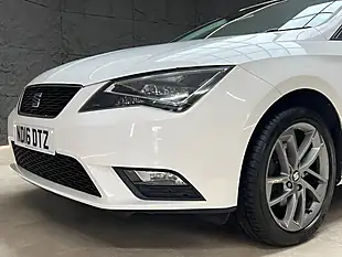 Used 2016 SEAT Leon Se Dynamic Technology Sport Tourer White - Interior and Exterior details 14