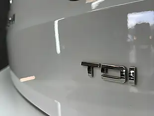 Used 2016 SEAT Leon Se Dynamic Technology Sport Tourer White - Interior and Exterior details 17