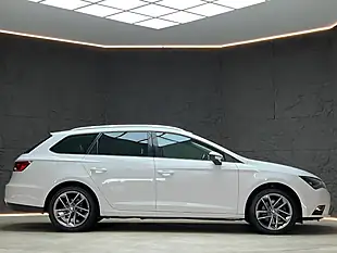 Used 2016 SEAT Leon Se Dynamic Technology Sport Tourer White - Interior and Exterior details 8