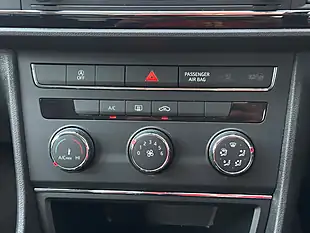 Used 2016 SEAT Leon Se Grey - Interior and Exterior details 14