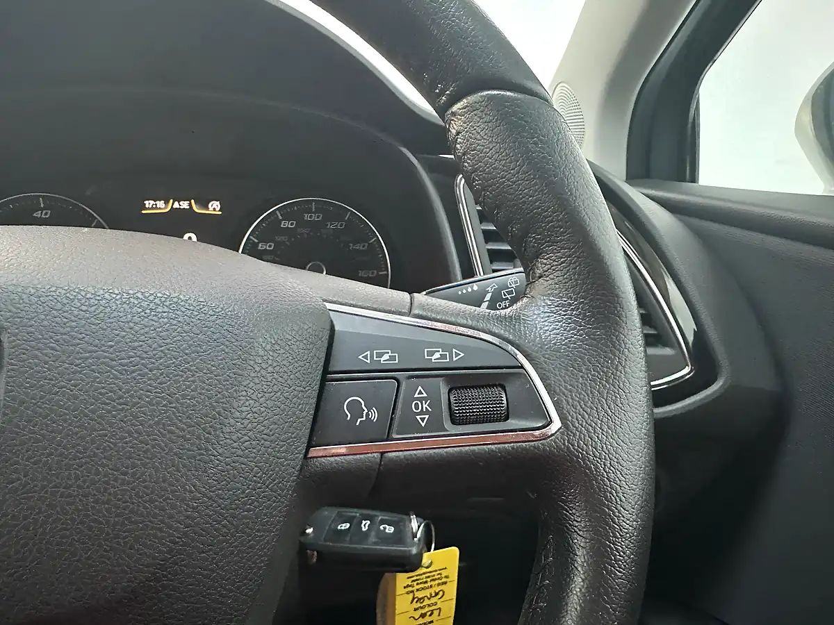 Used 2016 SEAT Leon Se Grey - Interior and Exterior details 16