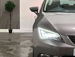 Used 2016 SEAT Leon Se Sport Tourer Grey - Interior and Exterior details 18
