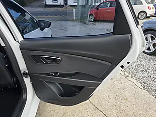 Used 2016 SEAT Leon Se White - Interior and Exterior details 14