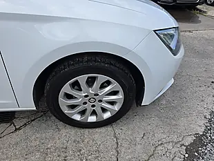 Used 2016 SEAT Leon Se White - Interior and Exterior details 18