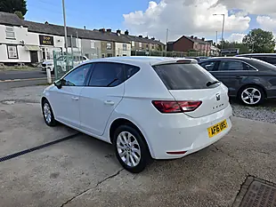 Used 2016 SEAT Leon Se White - Interior and Exterior details 8