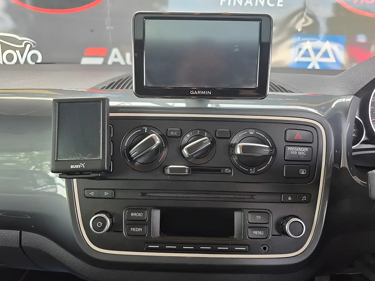 Used 2016 SEAT Mii By Mango Beige - Interior and Exterior details 12