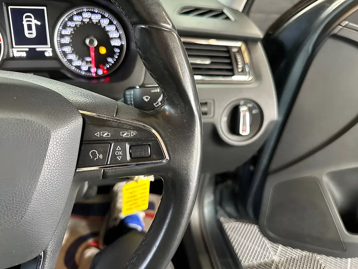 Used 2016 SEAT Toledo Se - Interior and Exterior details 11