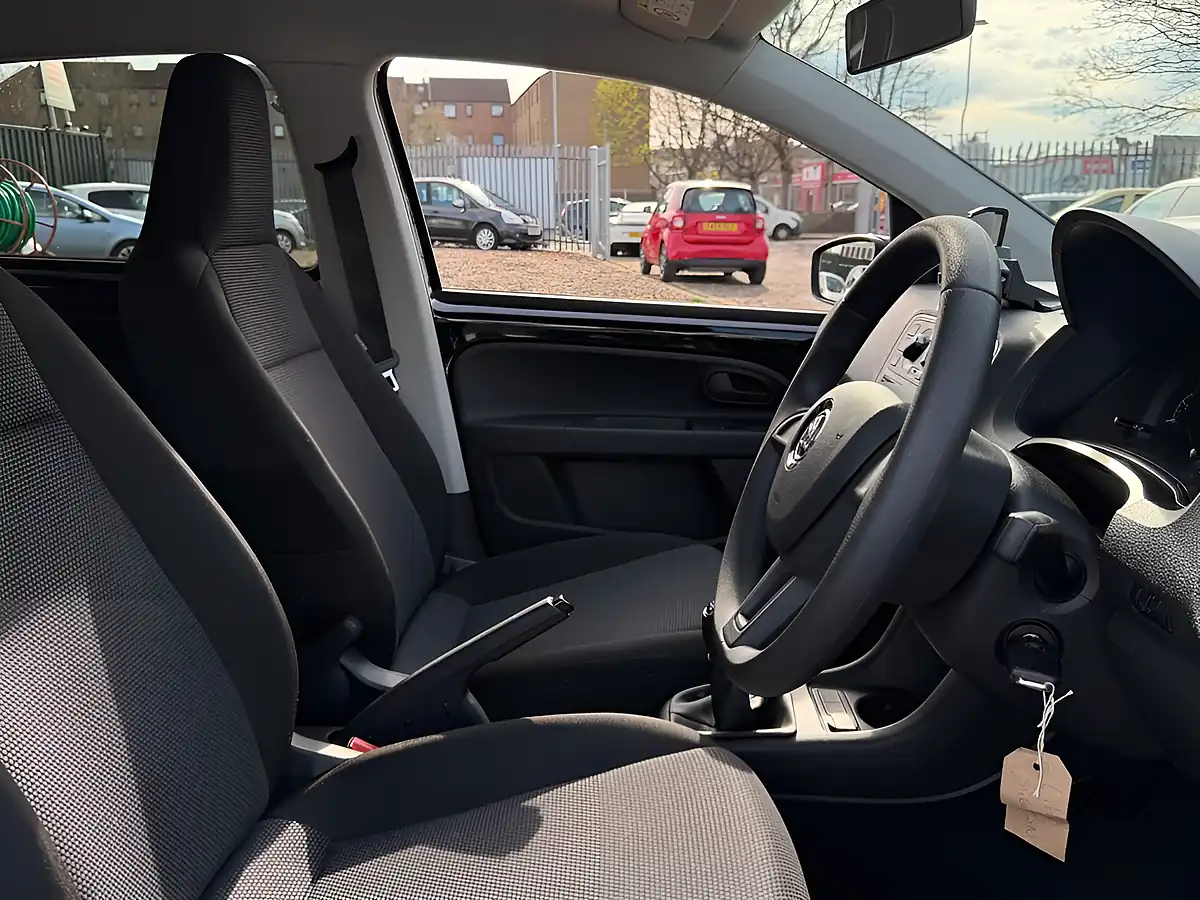 Used 2016 Skoda Citigo Colour Edition Black - Interior and Exterior details 6