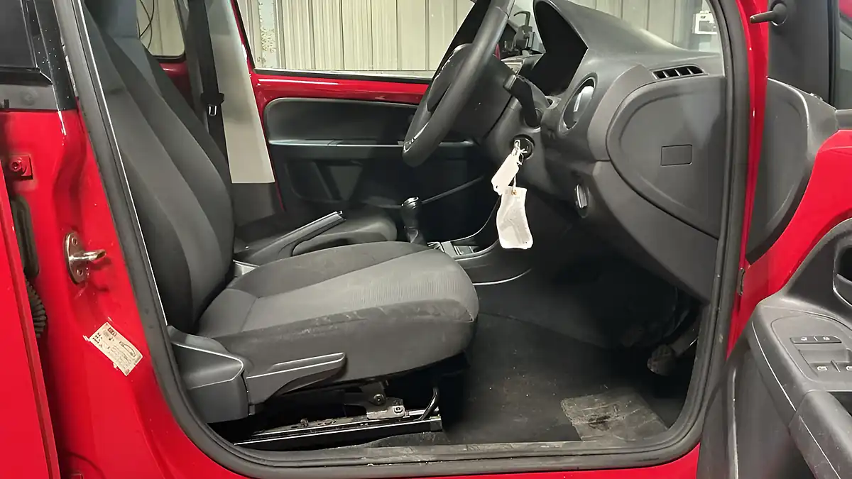 Used 2016 Skoda Citigo Colour Edition Red - Interior and Exterior details 9