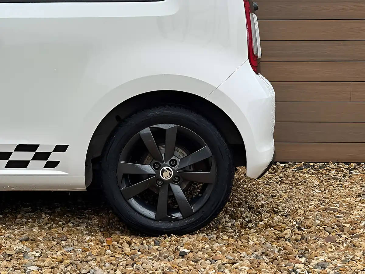 Used 2016 Skoda Citigo Monte Carlo White - Interior and Exterior details 13