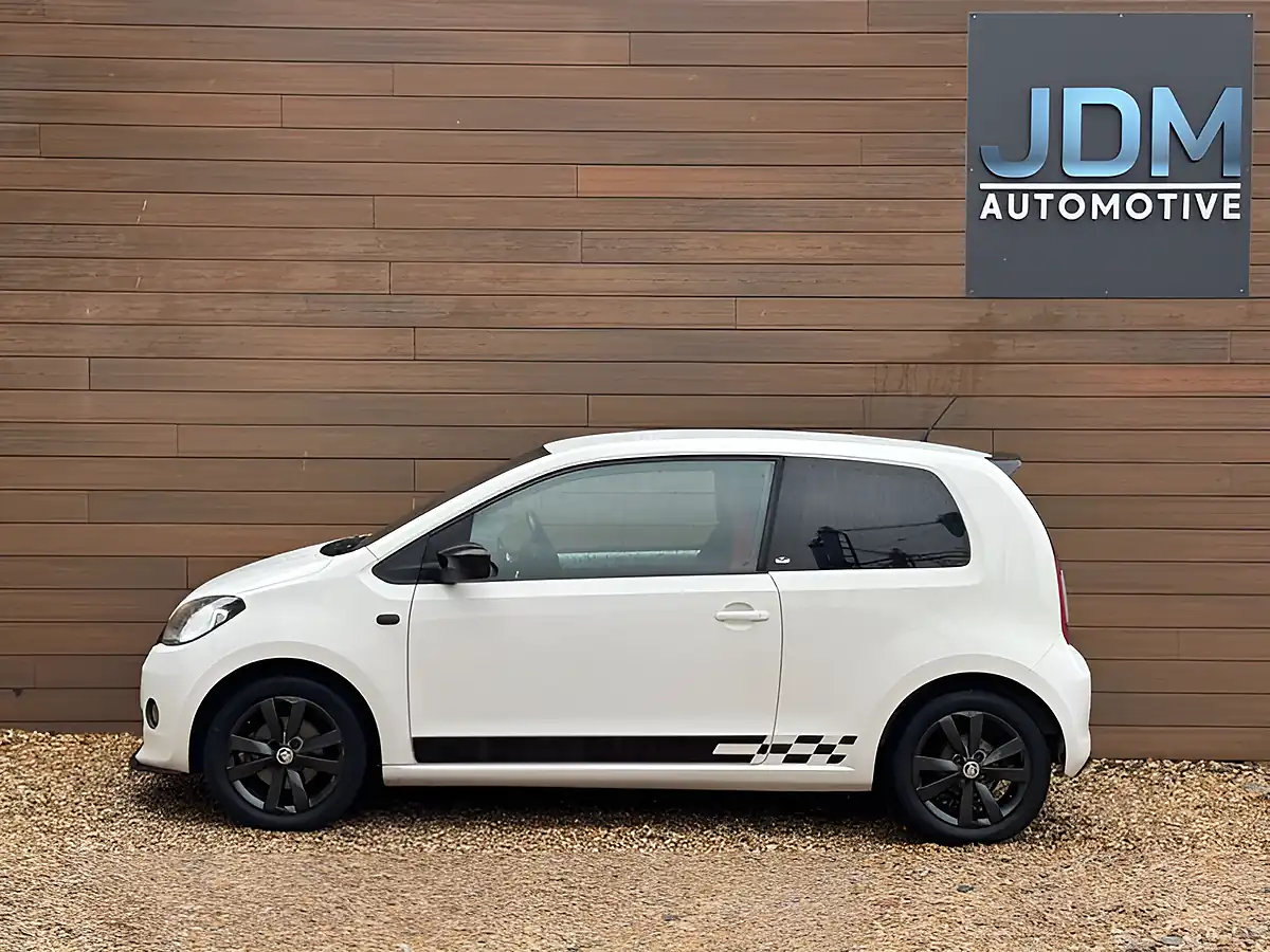 Used 2016 Skoda Citigo Monte Carlo White - Interior and Exterior details 6