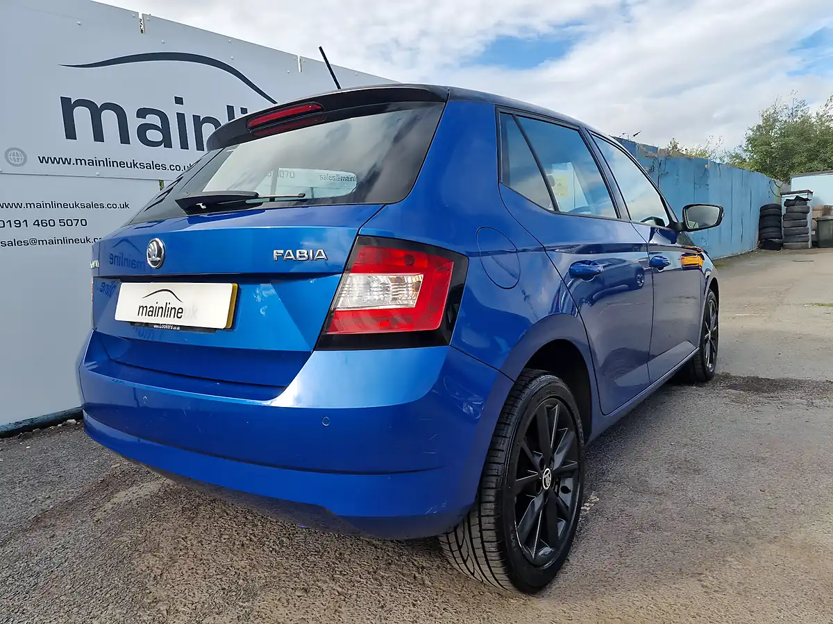 Used 2016 Skoda Fabia Colour Edition Blue - Interior and Exterior details 14