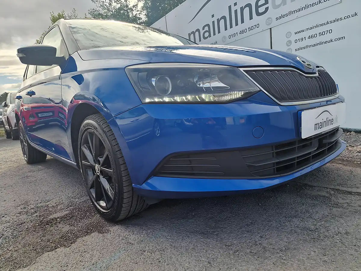 Used 2016 Skoda Fabia Colour Edition Blue - Interior and Exterior details 6