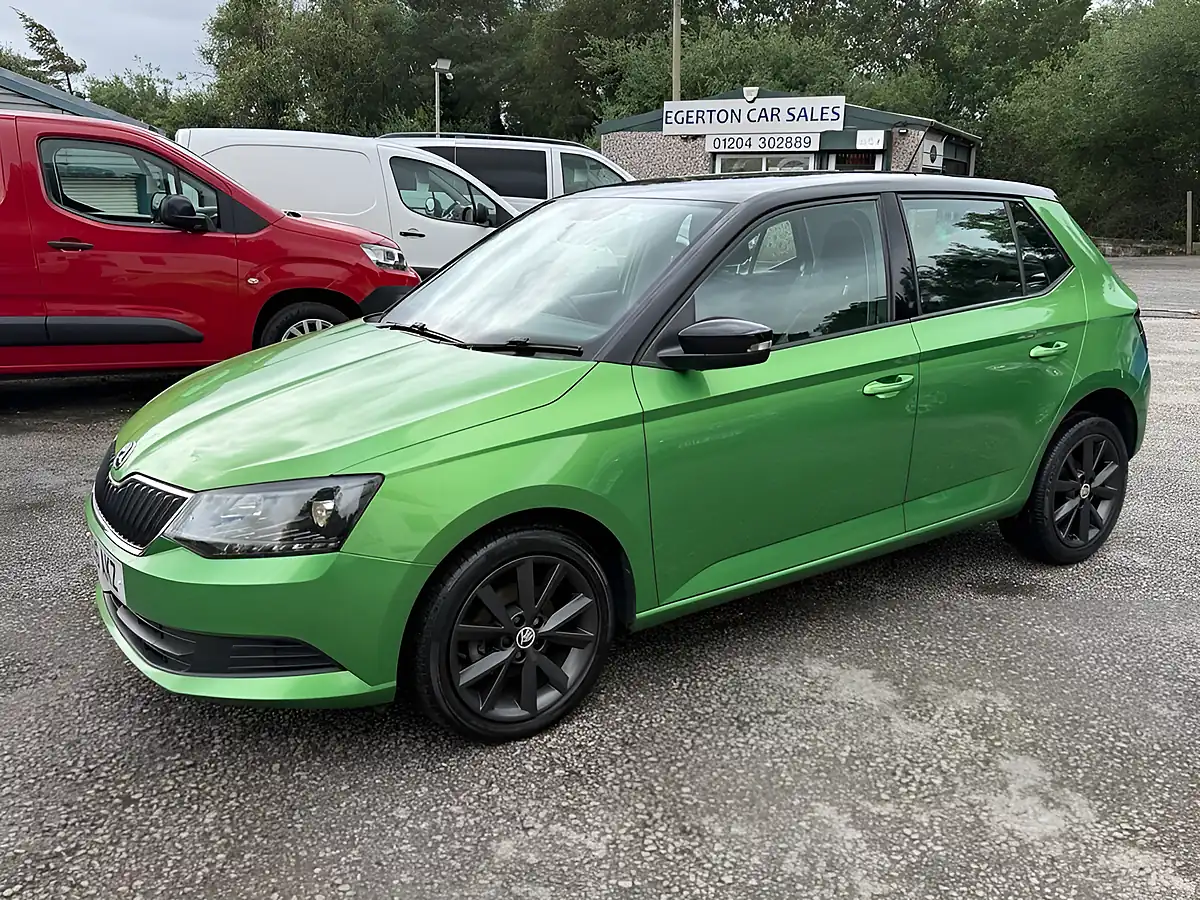Used 2016 Skoda Fabia Colour Edition Green - Interior and Exterior details 9