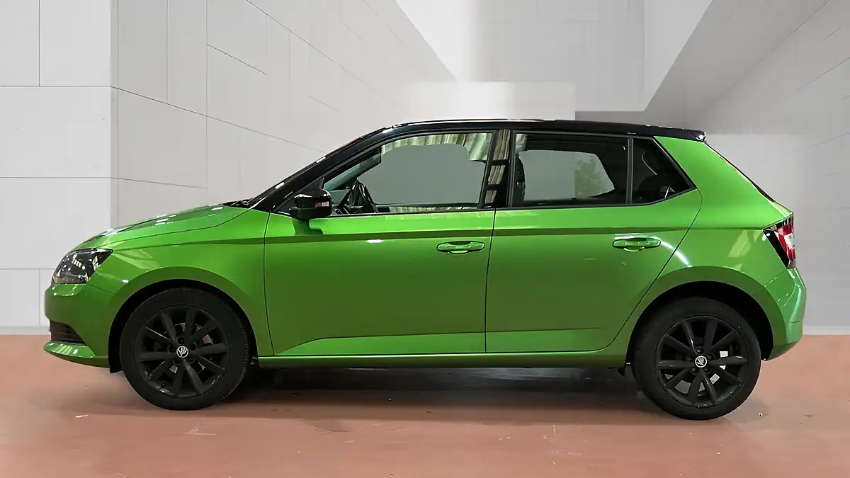 Used 2016 Skoda Fabia Colour Edition Green - Interior and Exterior details 4
