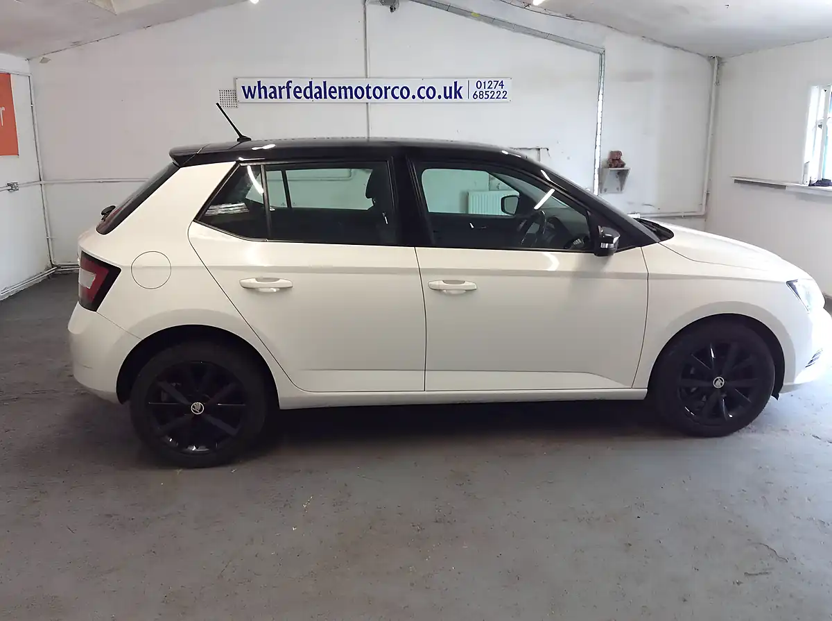 Used 2016 Skoda Fabia Colour Edition White - Interior and Exterior details 5