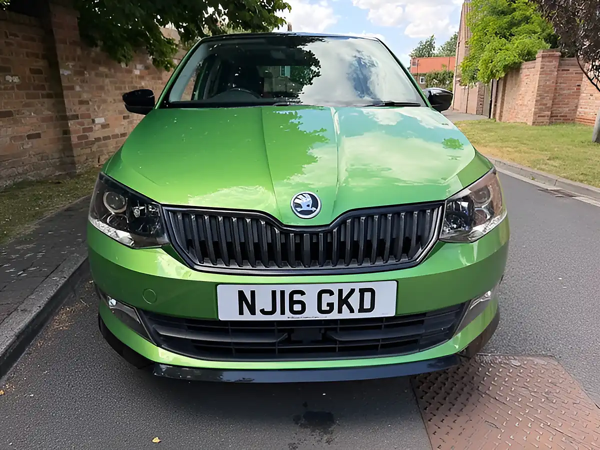 Used 2016 Skoda Fabia Monte Carlo Green - Interior and Exterior details 17