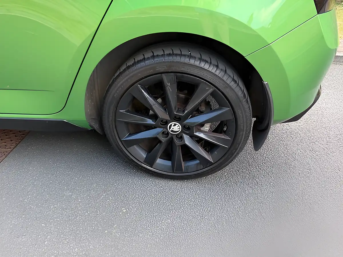 Used 2016 Skoda Fabia Monte Carlo Green - Interior and Exterior details 20