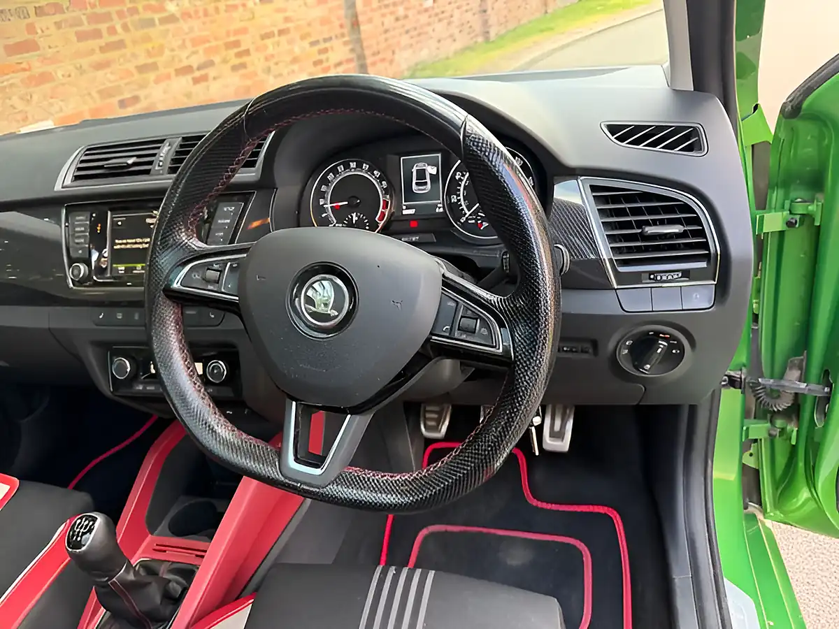 Used 2016 Skoda Fabia Monte Carlo Green - Interior and Exterior details 3