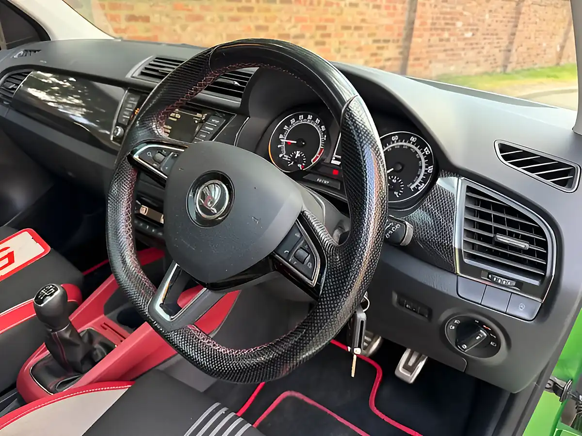 Used 2016 Skoda Fabia Monte Carlo Green - Interior and Exterior details 6