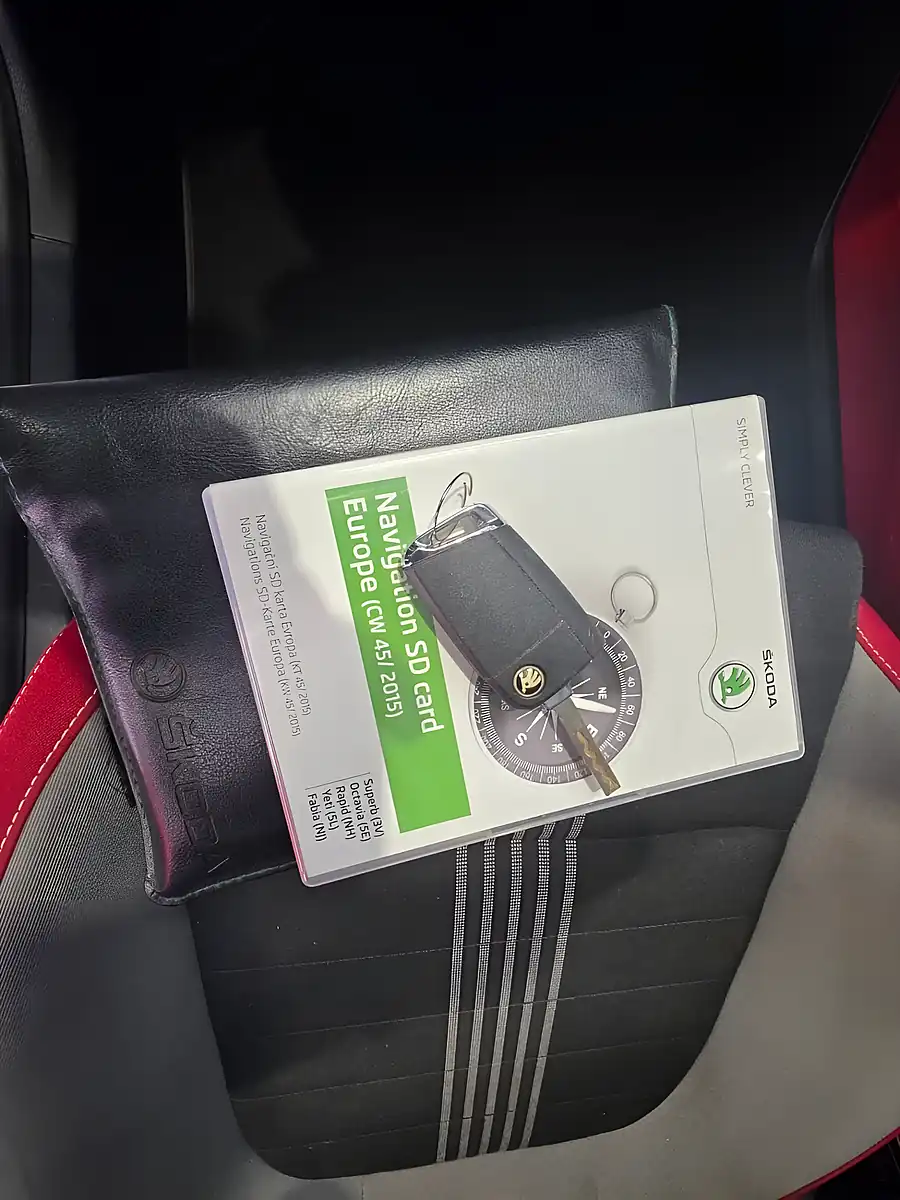 Used 2016 Skoda Fabia Monte Carlo White - Interior and Exterior details 20